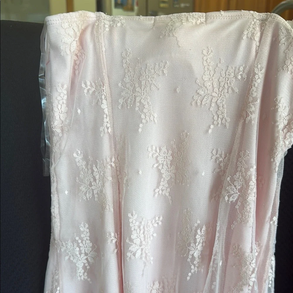 NWT/SOLDD - Picture 6 of 8